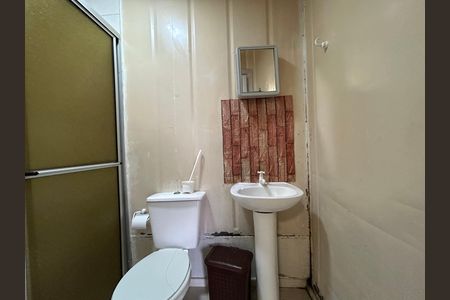 Banheiro de casa para alugar com 1 quarto, 25m² em Campeche, Florianópolis