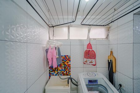 Apartamento à venda com 70m², 3 quartos e 1 vaga Apartamento à venda com 70m², 3 quartos e 1 vagaÁrea de Serviço