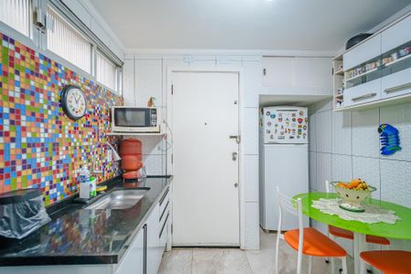 Cozinha de apartamento à venda com 3 quartos, 70m² em Vila Sonia, São Paulo