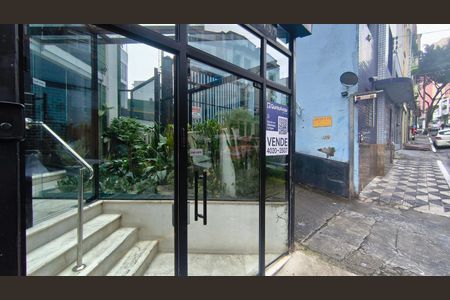 Apartamento à venda com 93m², 2 quartos e 1 vaga Apartamento à venda com 93m², 2 quartos e 1 vagaFachada + Plaquinha