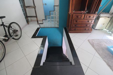Casa de condomínio à venda com 176m², 2 quartos e 1 vagaHall
