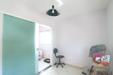 Casa de condomínio à venda com 176m², 2 quartos e 1 vagaSuíte 1