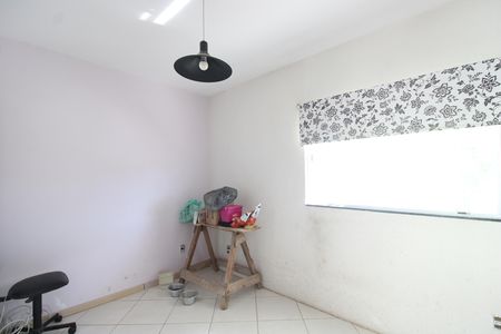 Casa de condomínio à venda com 176m², 2 quartos e 1 vagaSuíte 1