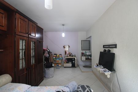 Casa de condomínio à venda com 176m², 2 quartos e 1 vagaSuíte 2
