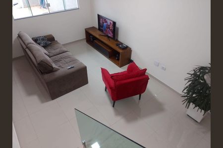 Casa à venda com 3 quartos, 126m² em Jardim Monte Carmelo, Guarulhos