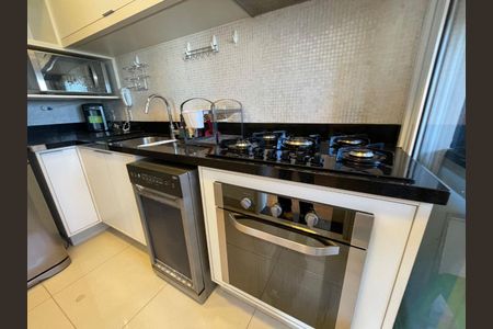 Apartamento à venda com 66m², 2 quartos e 1 vaga
