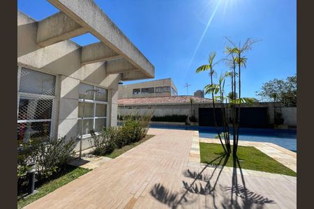 Apartamento à venda com 66m², 2 quartos e 1 vaga