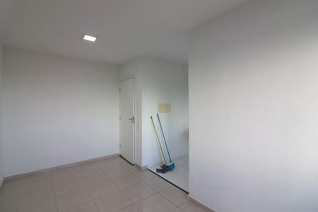 Apartamento para alugar com 42m², 2 quartos e 1 vagaSala 