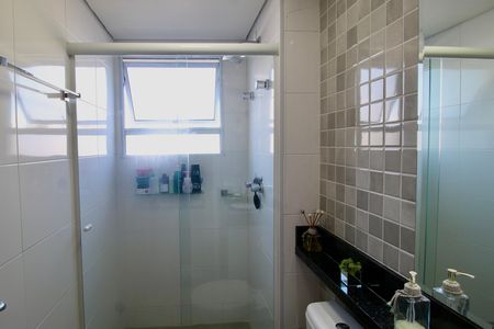 Apartamento à venda com 55m², 2 quartos e 1 vaga Apartamento à venda com 55m², 2 quartos e 1 vagaBanheiro - Suite