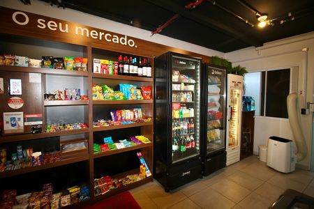 Apartamento à venda com 55m², 2 quartos e 1 vaga Apartamento à venda com 55m², 2 quartos e 1 vagaConveniência