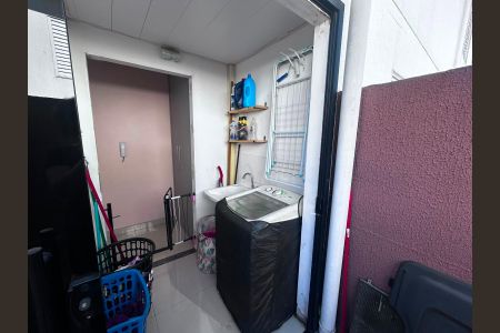 Casa de condomínio para alugar com 63m², 2 quartos e 2 vagas