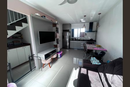 Casa de Condomínio para alugar com 2 quartos, 63m² em Vila Colorado, Suzano