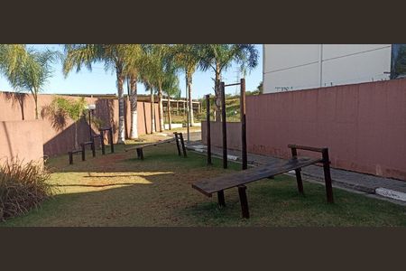 Casa de condomínio para alugar com 63m², 2 quartos e 2 vagas