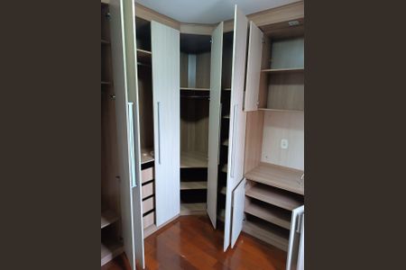 Apartamento à venda com 90m², 3 quartos e 1 vaga Apartamento à venda com 90m², 3 quartos e 1 vagaQuarto 2