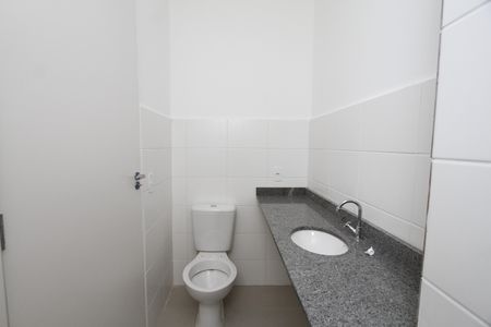 Apartamento à venda com 67m², 3 quartos e 2 vagasBanheiro da Suíte