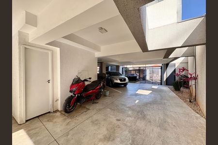 Garagem de apartamento à venda com 2 quartos, 47m² em Vila Albertina, São Paulo