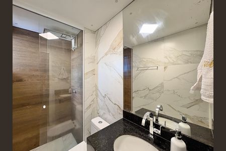 Apartamento à venda com 47m², 2 quartos e 1 vaga Apartamento à venda com 47m², 2 quartos e 1 vagaBanheiro