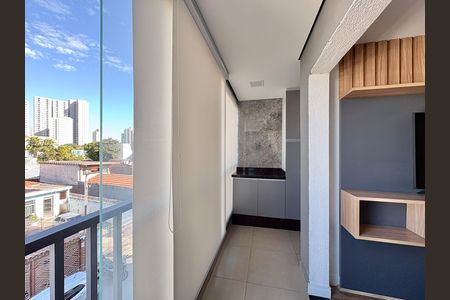 Apartamento à venda com 47m², 2 quartos e 1 vaga Apartamento à venda com 47m², 2 quartos e 1 vagaÁrea de Serviço e Varanda