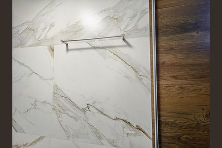 Apartamento à venda com 47m², 2 quartos e 1 vaga Apartamento à venda com 47m², 2 quartos e 1 vagaBanheiro