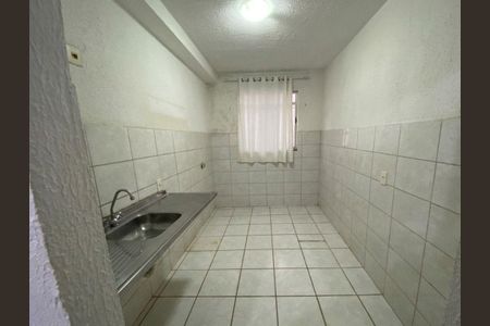 Cozinha de kitnet/studio para alugar com 1 quarto, 25m² em Bela Vista, Vespasiano