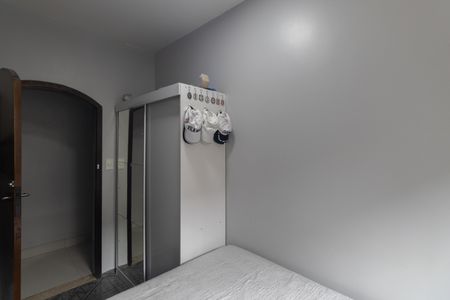 Casa à venda com 300m², 6 quartos e 1 vaga Casa à venda com 300m², 6 quartos e 1 vagaQuarto 1