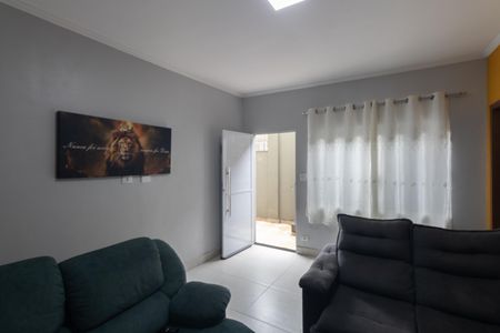 Casa à venda com 300m², 6 quartos e 1 vaga Casa à venda com 300m², 6 quartos e 1 vagaSala