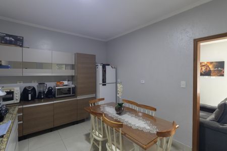 Casa à venda com 300m², 6 quartos e 1 vaga Casa à venda com 300m², 6 quartos e 1 vagaCozinha