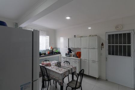 Casa à venda com 300m², 6 quartos e 1 vaga Casa à venda com 300m², 6 quartos e 1 vagaCozinha