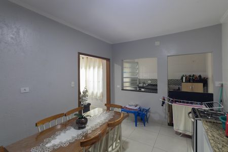 Casa à venda com 300m², 6 quartos e 1 vaga Casa à venda com 300m², 6 quartos e 1 vagaCozinha