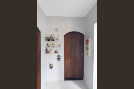 Casa à venda com 300m², 6 quartos e 1 vaga Casa à venda com 300m², 6 quartos e 1 vagaHall