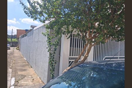 Casa à venda com 130m², 3 quartos e 2 vagas
