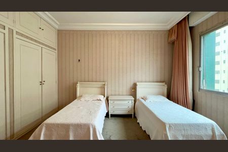 Apartamento para alugar com 330m², 3 quartos e 3 vagasSuíte 1