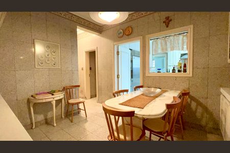 Apartamento para alugar com 330m², 3 quartos e 3 vagasCopa