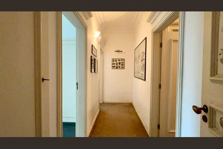 Corredor de apartamento para alugar com 3 quartos, 330m² em Jardim Paulista, São Paulo
