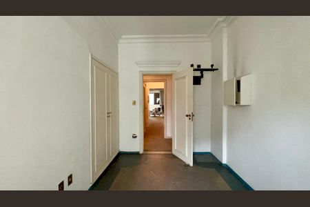 Apartamento para alugar com 330m², 3 quartos e 3 vagasQuarto