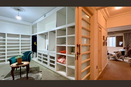 Apartamento para alugar com 330m², 3 quartos e 3 vagasSuíte 2