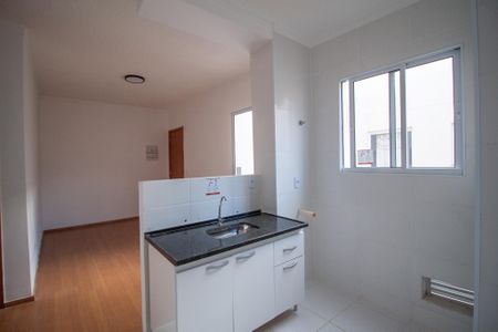 Cozinha de apartamento para alugar com 2 quartos, 45m² em Santo Antônio, Votorantim