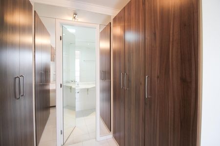 Apartamento à venda com 44m², 1 quarto e 1 vaga Apartamento à venda com 44m², 1 quarto e 1 vagaSuíte
