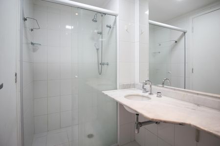 Apartamento à venda com 44m², 1 quarto e 1 vaga Apartamento à venda com 44m², 1 quarto e 1 vagaBanheiro
