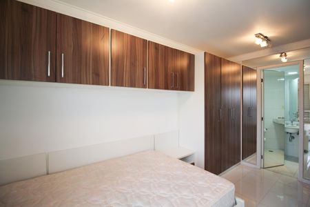 Apartamento à venda com 44m², 1 quarto e 1 vaga Apartamento à venda com 44m², 1 quarto e 1 vagaSuíte