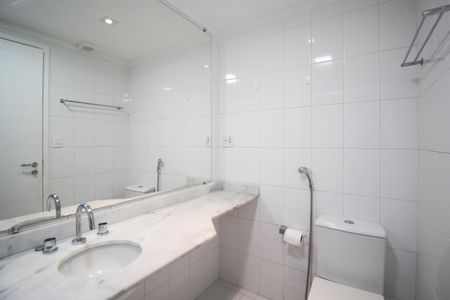 Apartamento à venda com 44m², 1 quarto e 1 vaga Apartamento à venda com 44m², 1 quarto e 1 vagaBanheiro