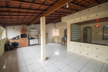 Varanda de casa para alugar com 2 quartos, 100m² em Porto da Madama, São Gonçalo