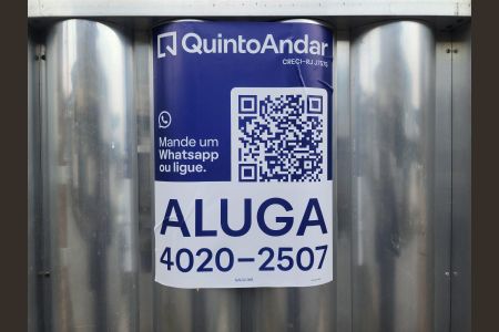 Casa para alugar com 100m², 2 quartos e 1 vaga Casa para alugar com 100m², 2 quartos e 1 vagaFachada