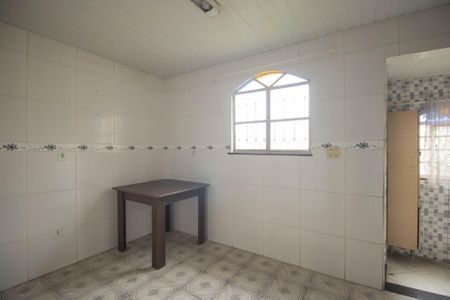 Casa para alugar com 100m², 2 quartos e 1 vaga Casa para alugar com 100m², 2 quartos e 1 vagaCozinha e Área de Serviço
