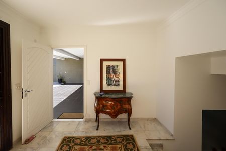 Casa para alugar com 560m², 3 quartos e 2 vagasHall de entrada