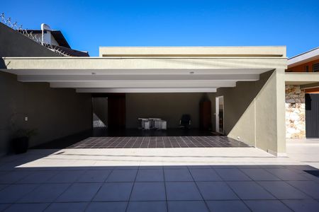 Casa para alugar com 560m², 3 quartos e 2 vagasGaragem
