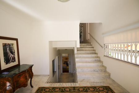 Casa para alugar com 560m², 3 quartos e 2 vagasHall de entrada