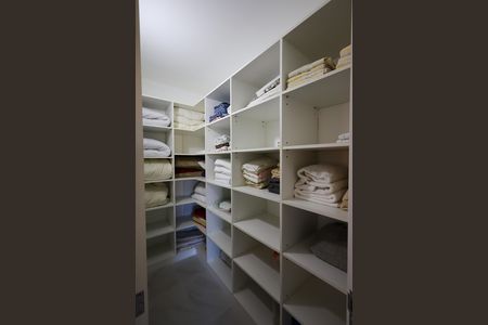 Casa para alugar com 560m², 3 quartos e 2 vagasCloset Suíte