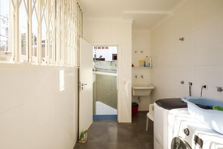 Casa para alugar com 560m², 3 quartos e 2 vagasQuarto de Serviço