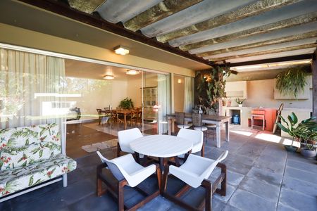 Casa para alugar com 560m², 3 quartos e 2 vagasVaranda